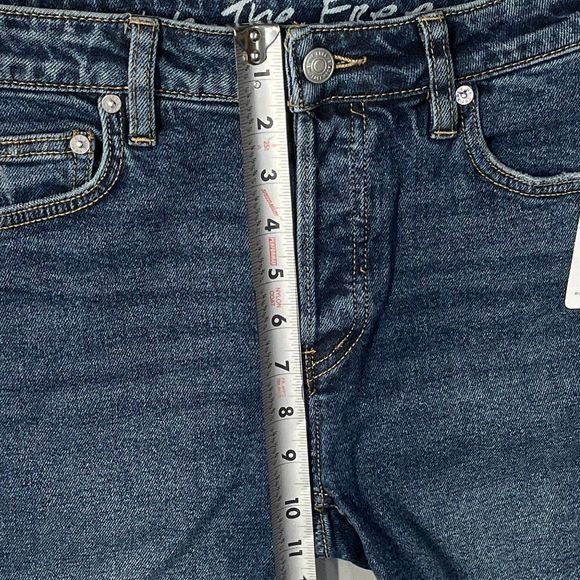 Free People Cadet Blue Women's Size 26 Distressed High Rise jean Shorts - Picture 5 of 8